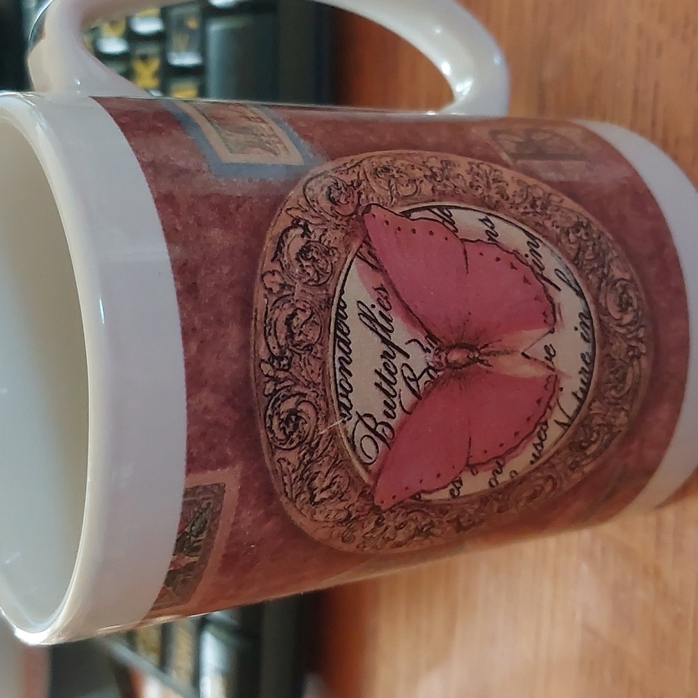 Butterfly 🦋 Cup NWOT